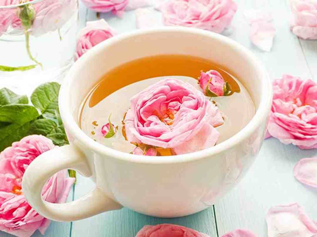 cách sử dụng trà hoa hồng đúng cách